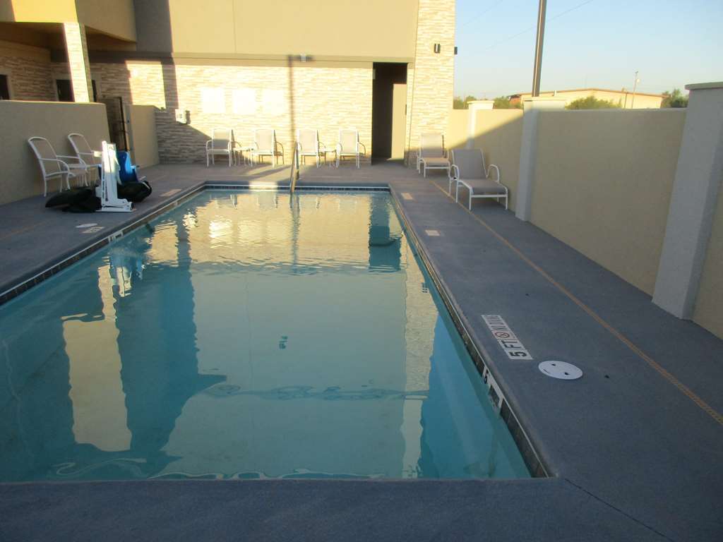 Best Western Plus Lonestar Inn & Suites Colorado City Konforlar fotoğraf